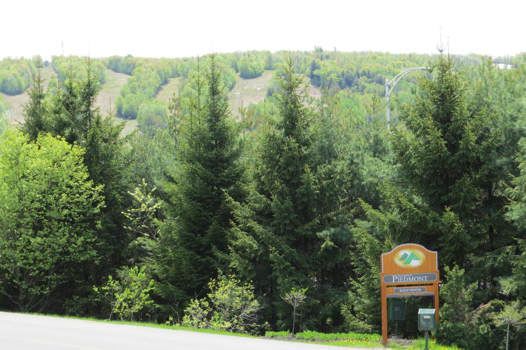 Studio-Hotel Villegiature Saint-Sauveur Piedmont 外观 照片