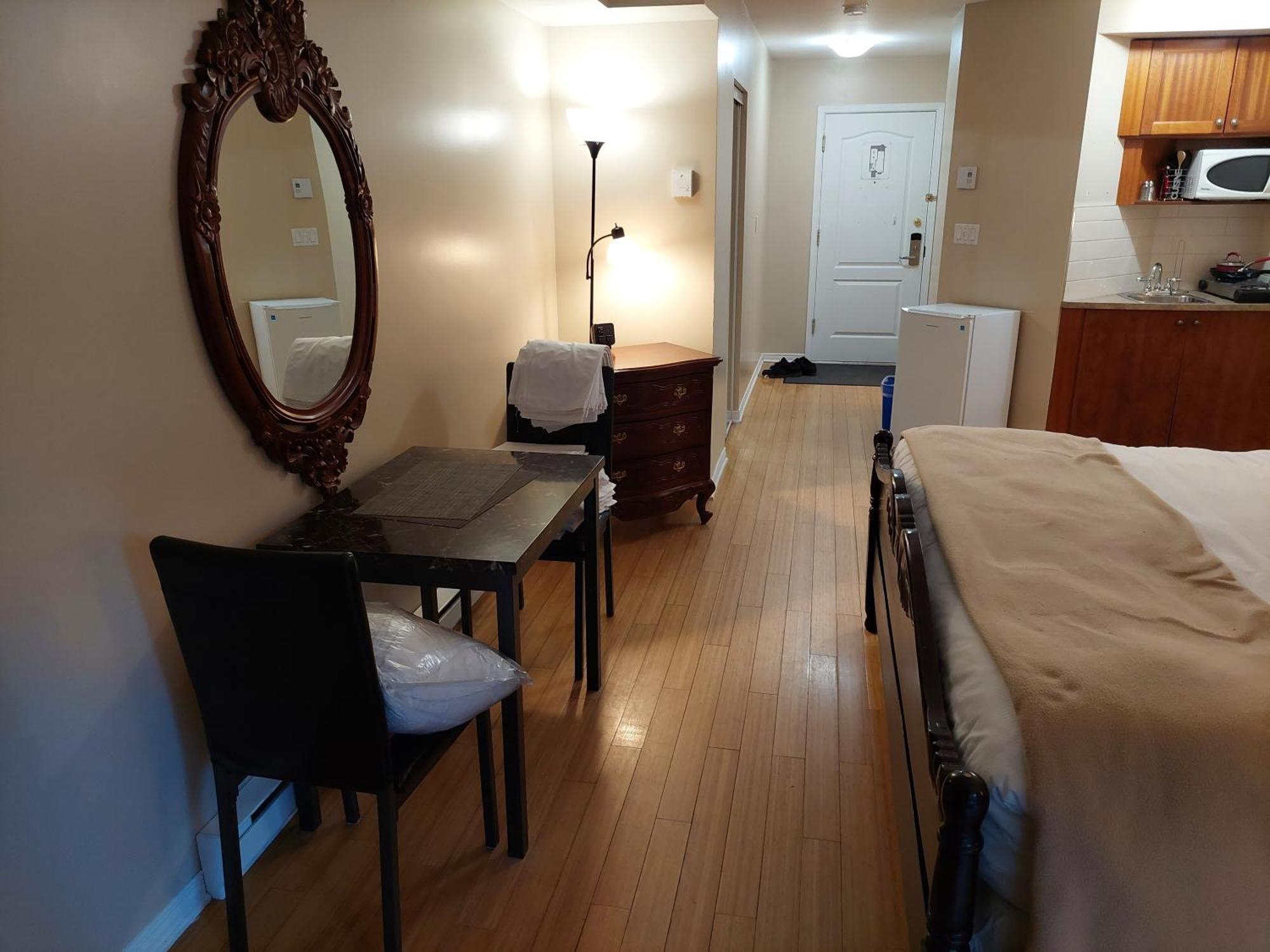 Studio-Hotel Villegiature Saint-Sauveur Piedmont 外观 照片
