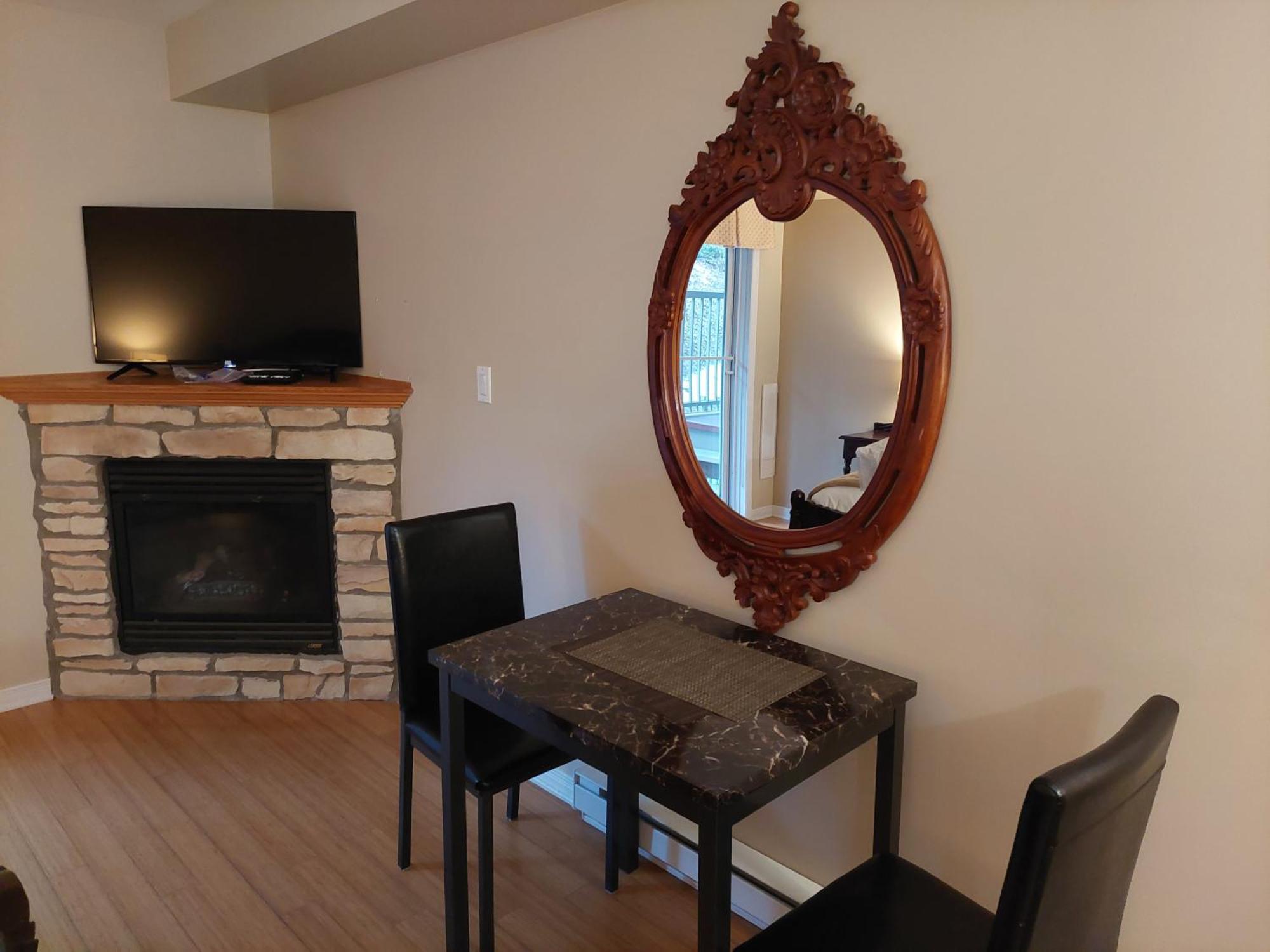 Studio-Hotel Villegiature Saint-Sauveur Piedmont 外观 照片