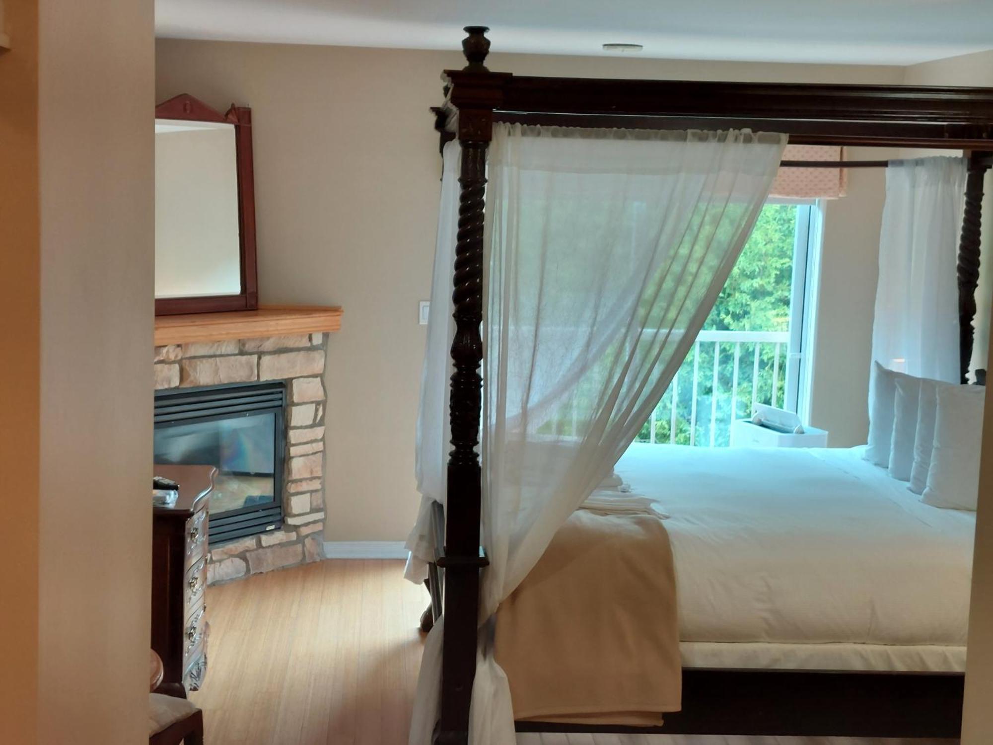 Studio-Hotel Villegiature Saint-Sauveur Piedmont 外观 照片