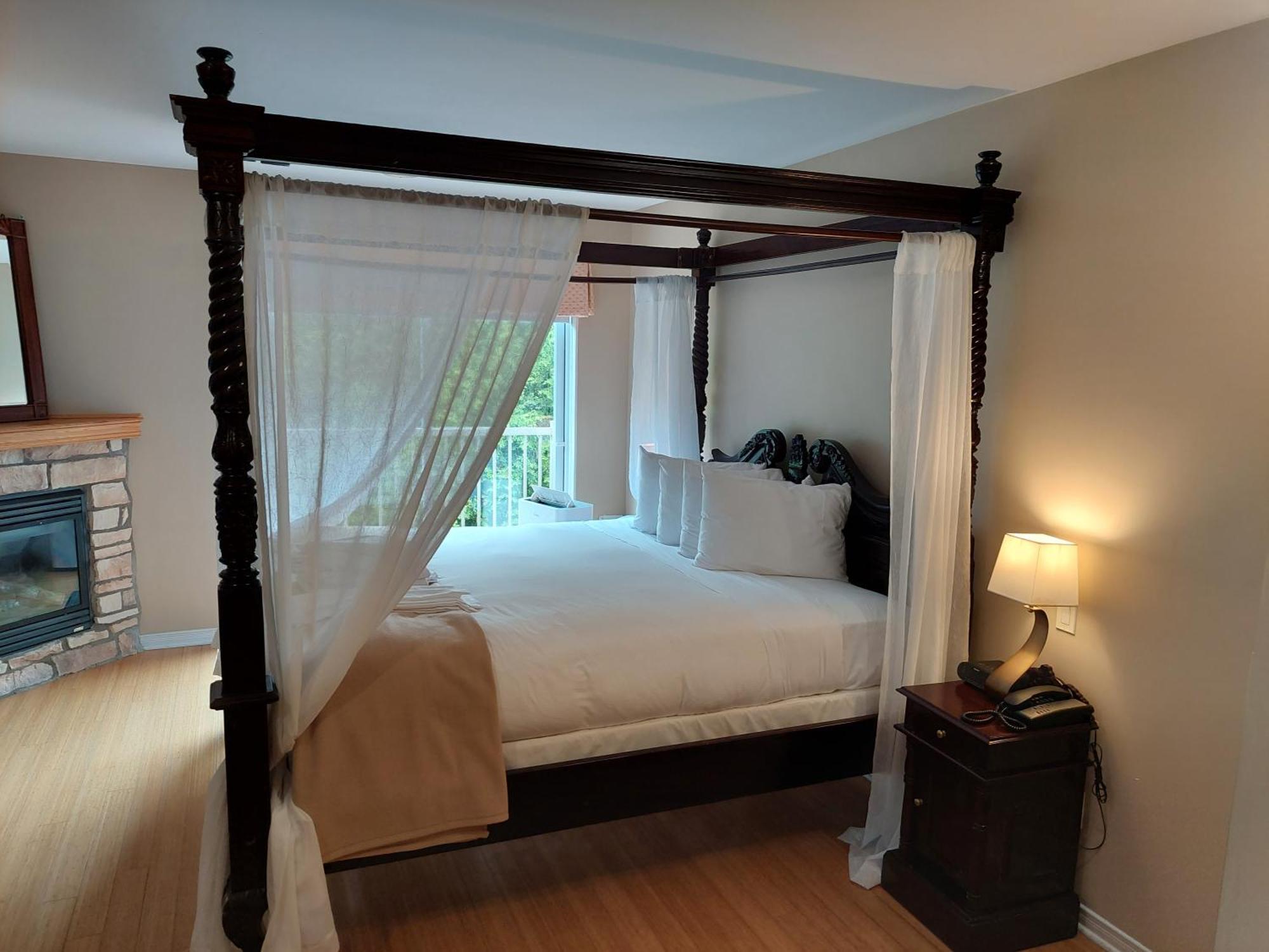 Studio-Hotel Villegiature Saint-Sauveur Piedmont 外观 照片