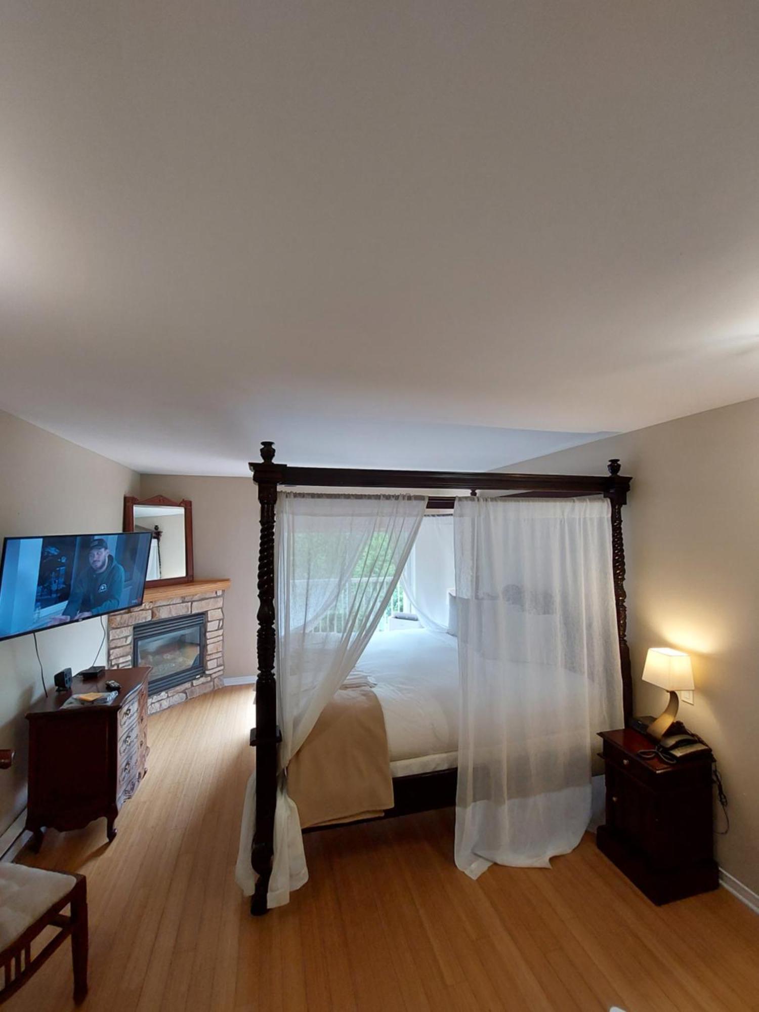 Studio-Hotel Villegiature Saint-Sauveur Piedmont 外观 照片